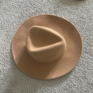 Elegant Tan Wide-Brim Hat